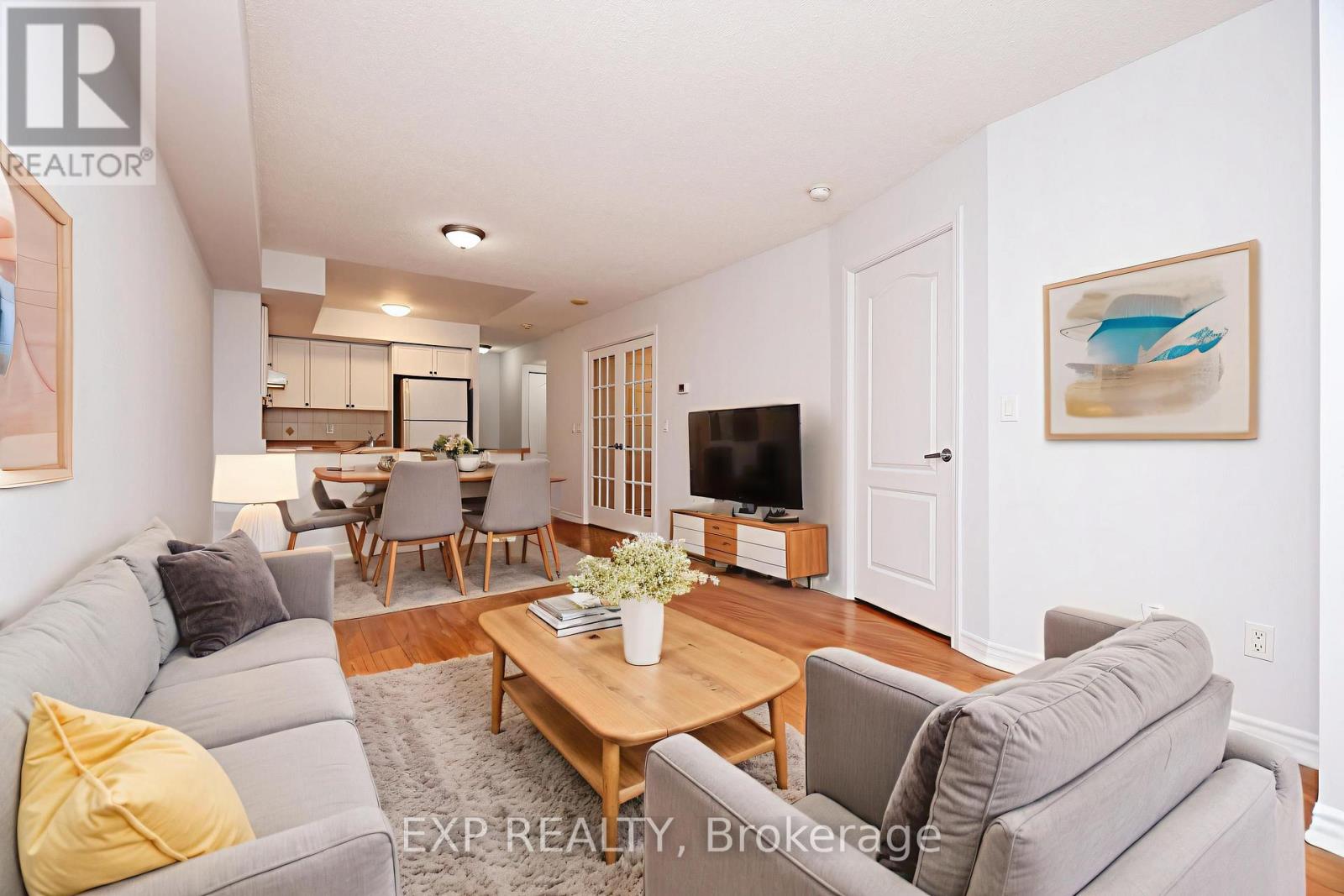 1909 - 17 BARBERRY PLACE