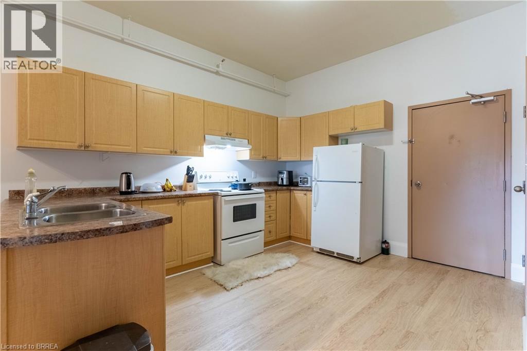150 COLBORNE Street E Unit# 405