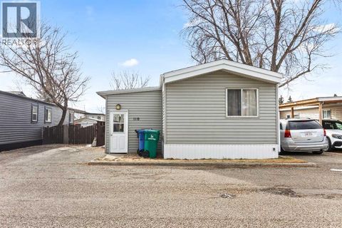 110, 1410 43 Street Lethbridge AB T1k3S5