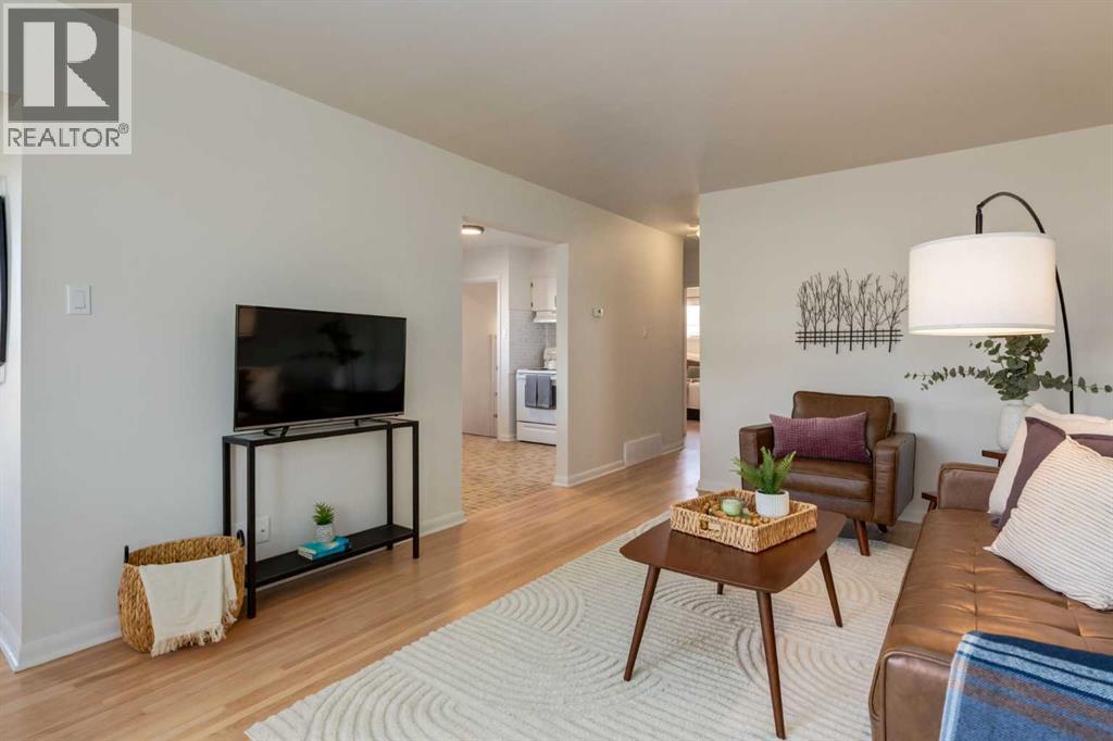 126 Winston Drive SW