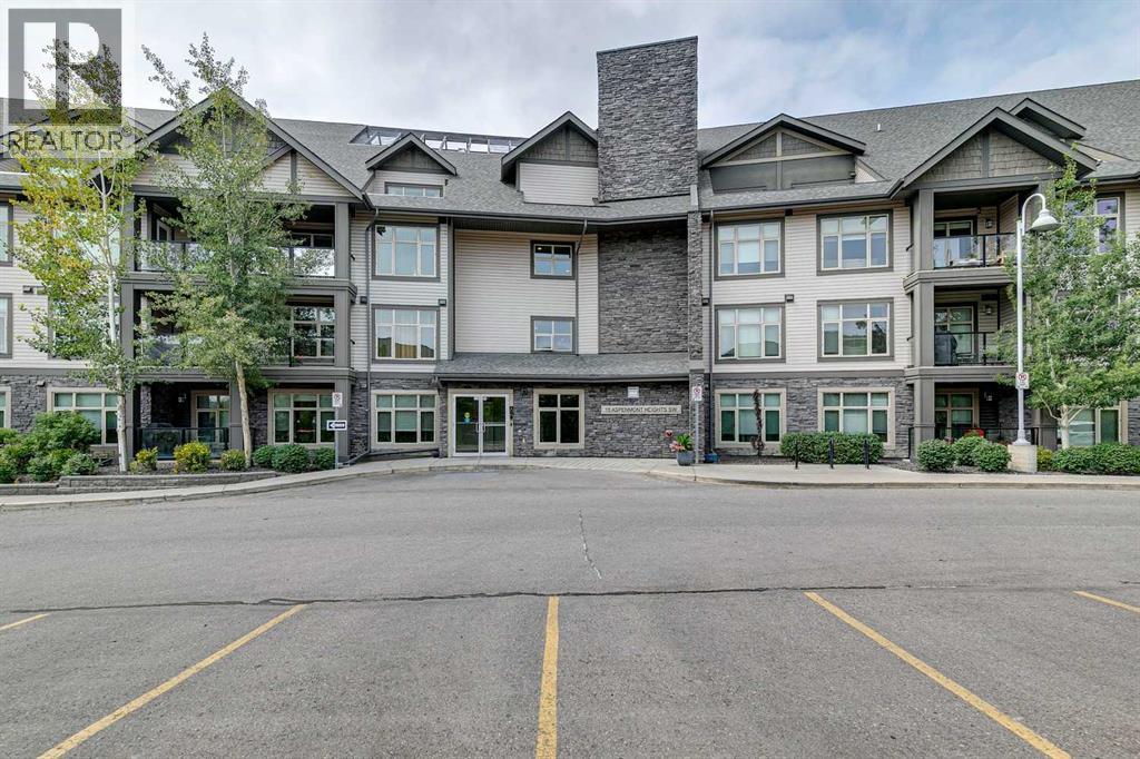 225, 15 Aspenmont Heights SW