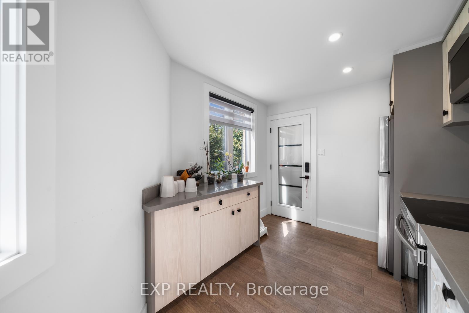 5 BRENDWIN ROAD