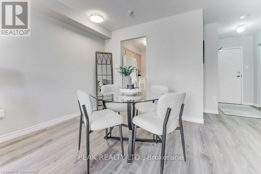 202 - 1414 KING STREET E