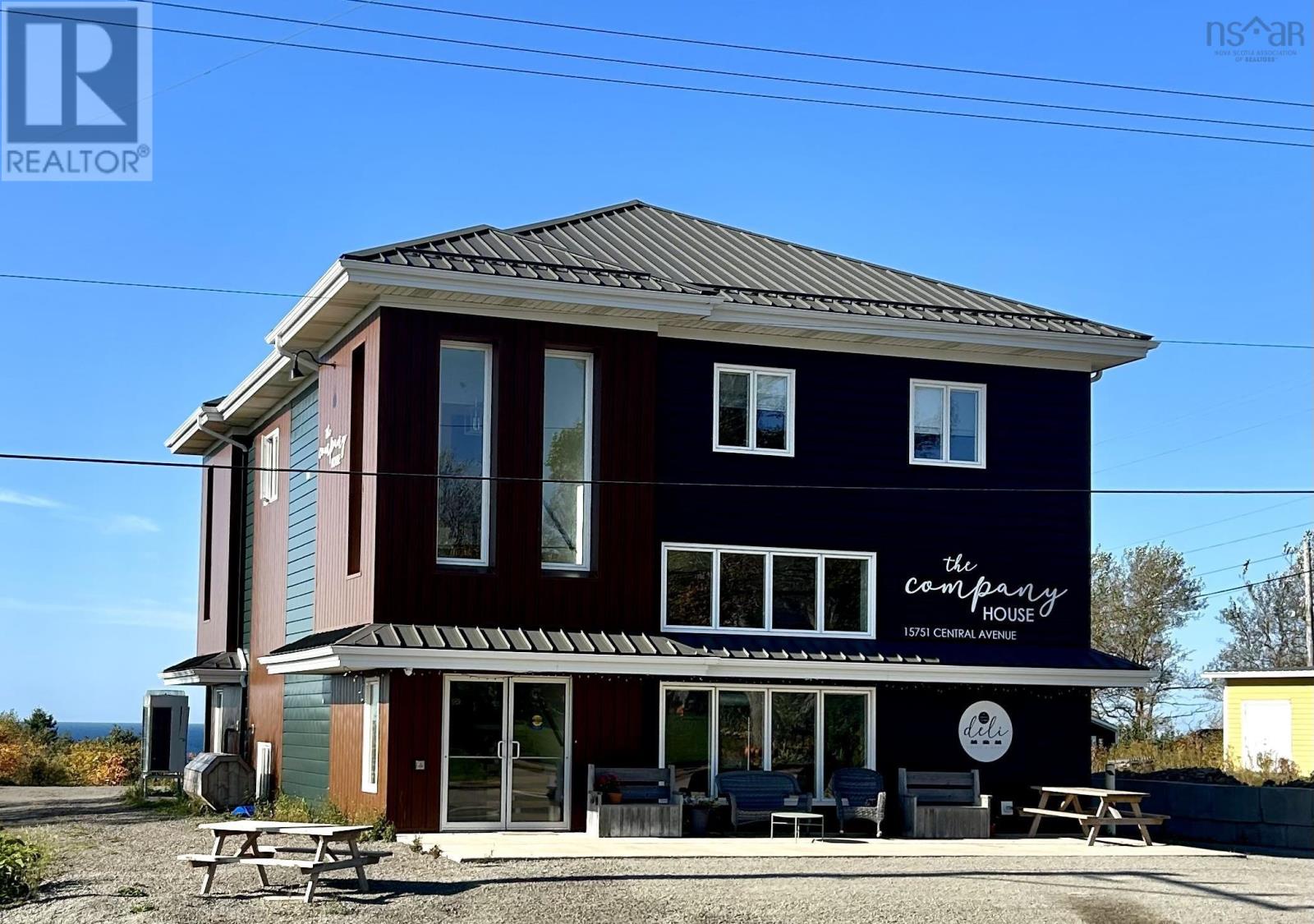 15751 Central Avenue