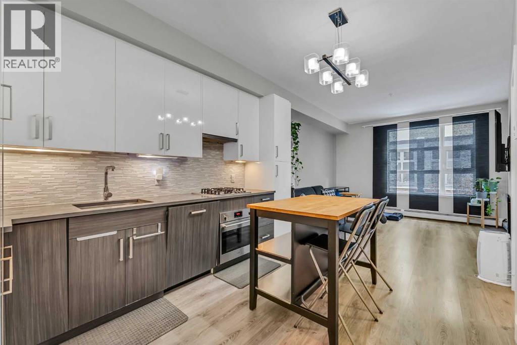 102, 515 4 Avenue NE