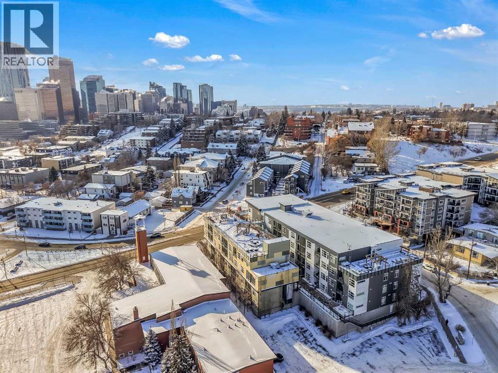 102, 515 4 Avenue NE