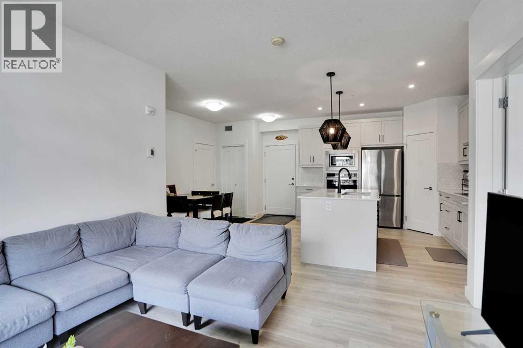 111, 25 Walgrove Walk SE