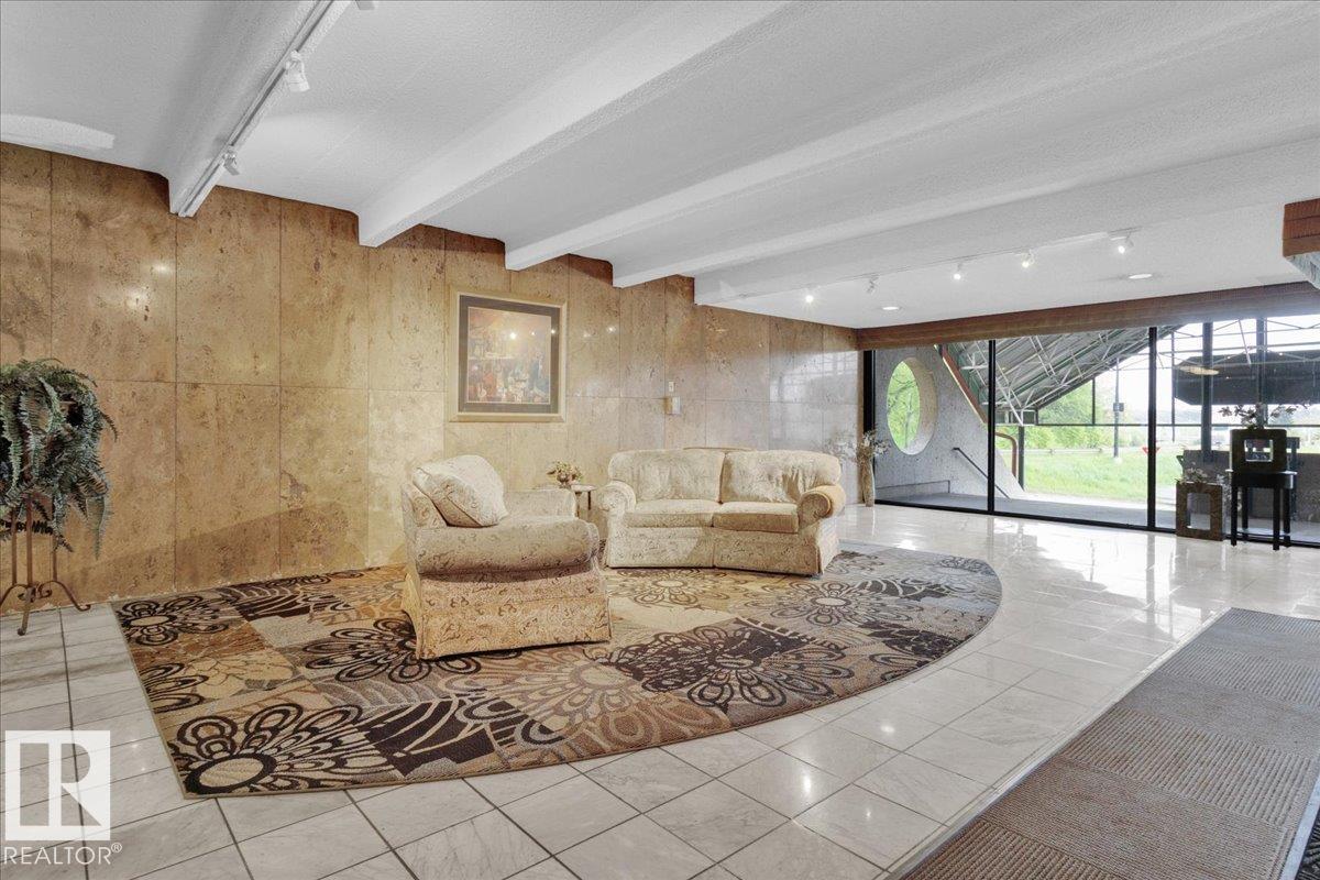 #1012 9918 101 ST NW