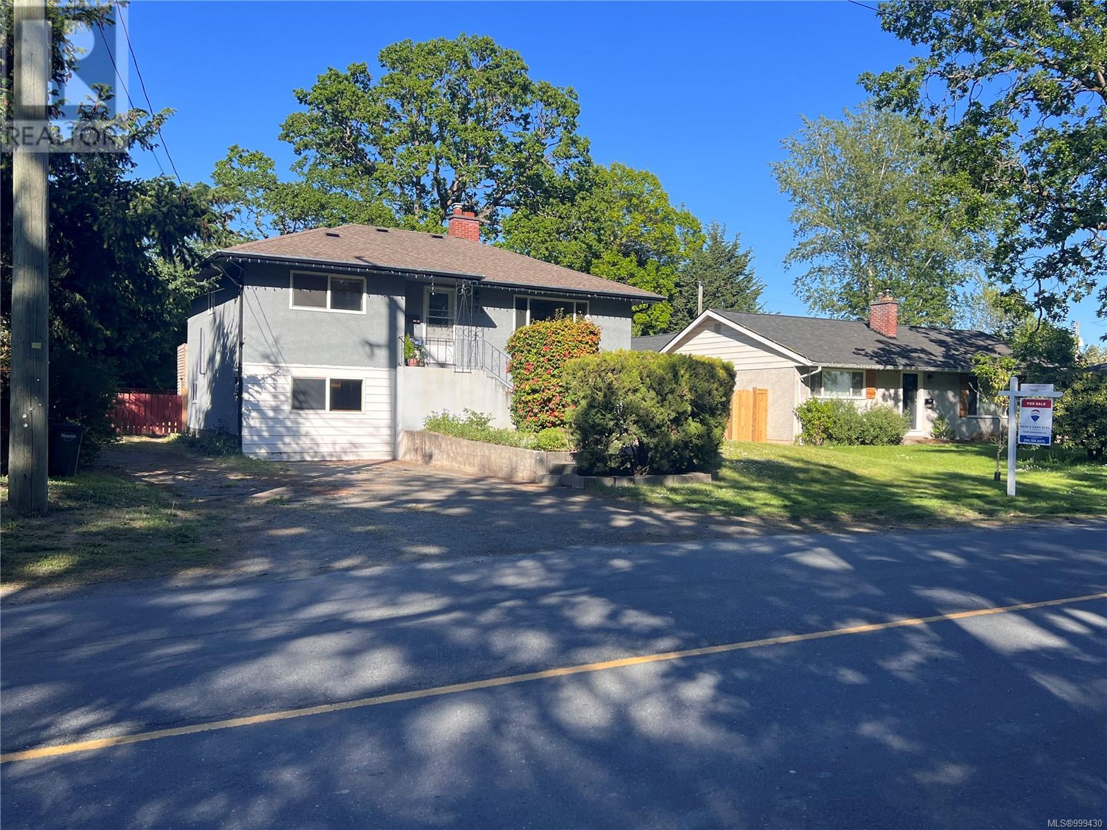 670 Burnside Rd W