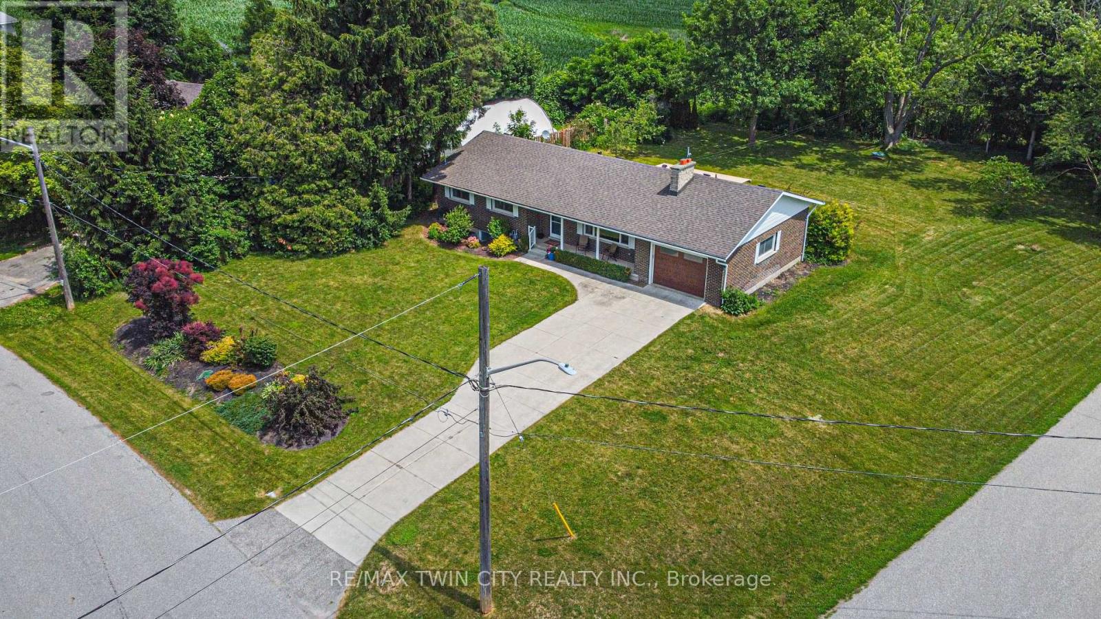 11 BEECHIM DRIVE