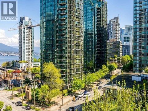 303 1415 W GEORGIA STREET Vancouver BC V6G3C8