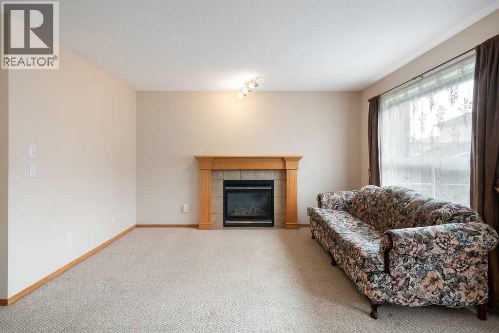 13 Saddlecrest Green NE