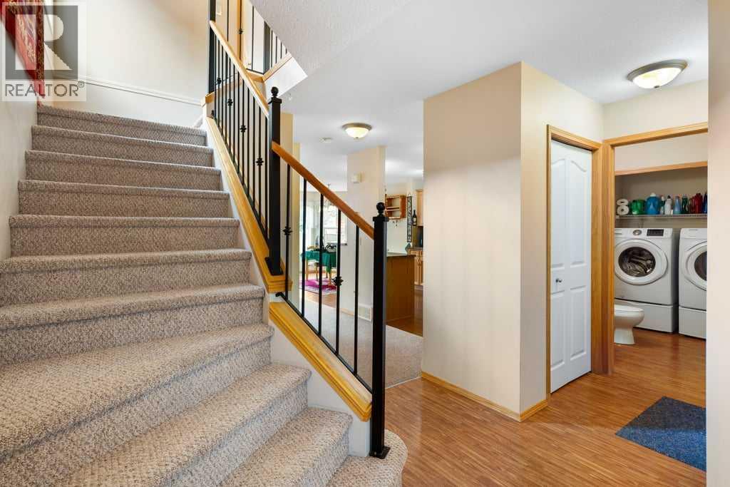 13 Saddlecrest Green NE