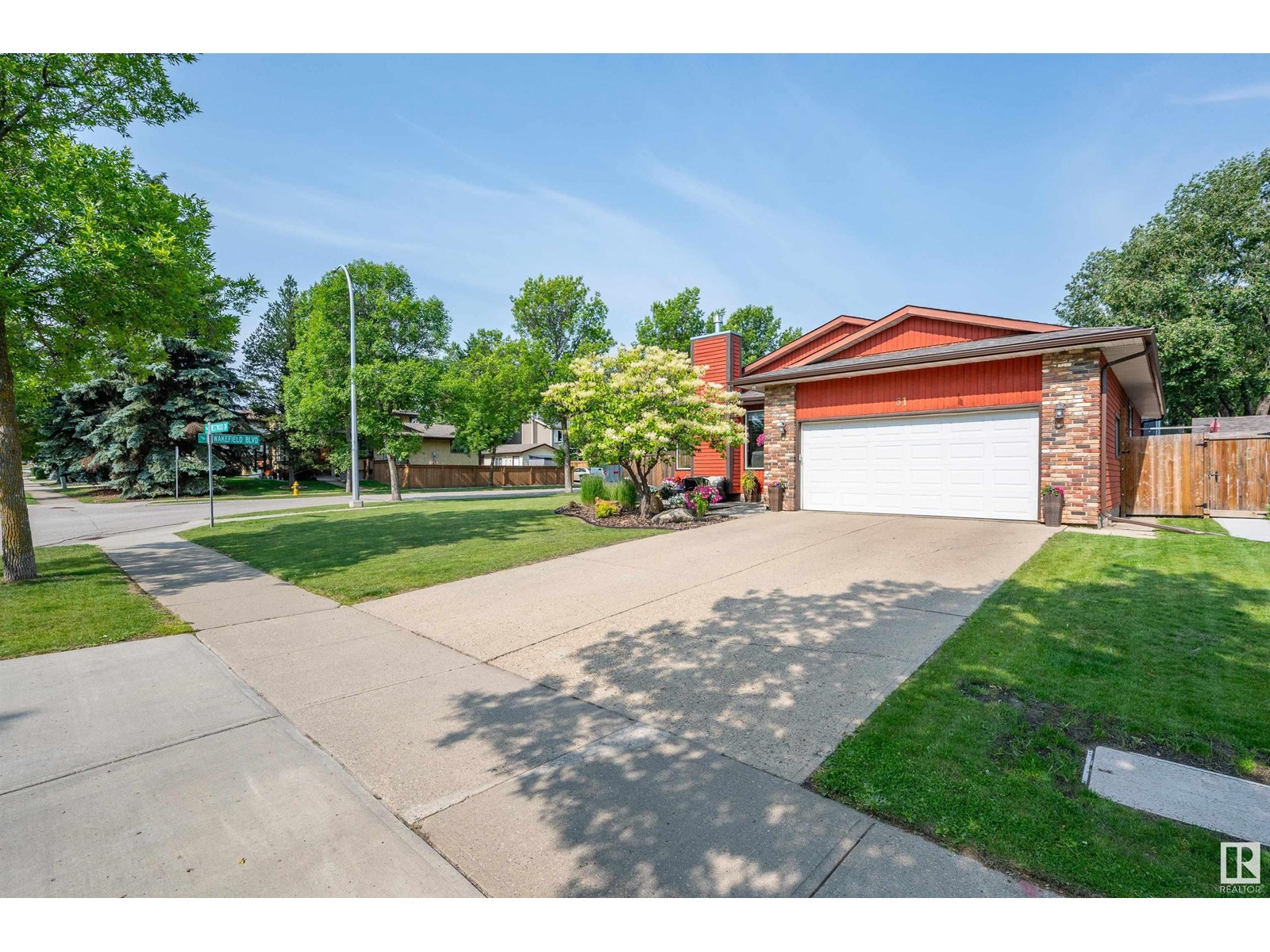 31 WESTWOOD DR