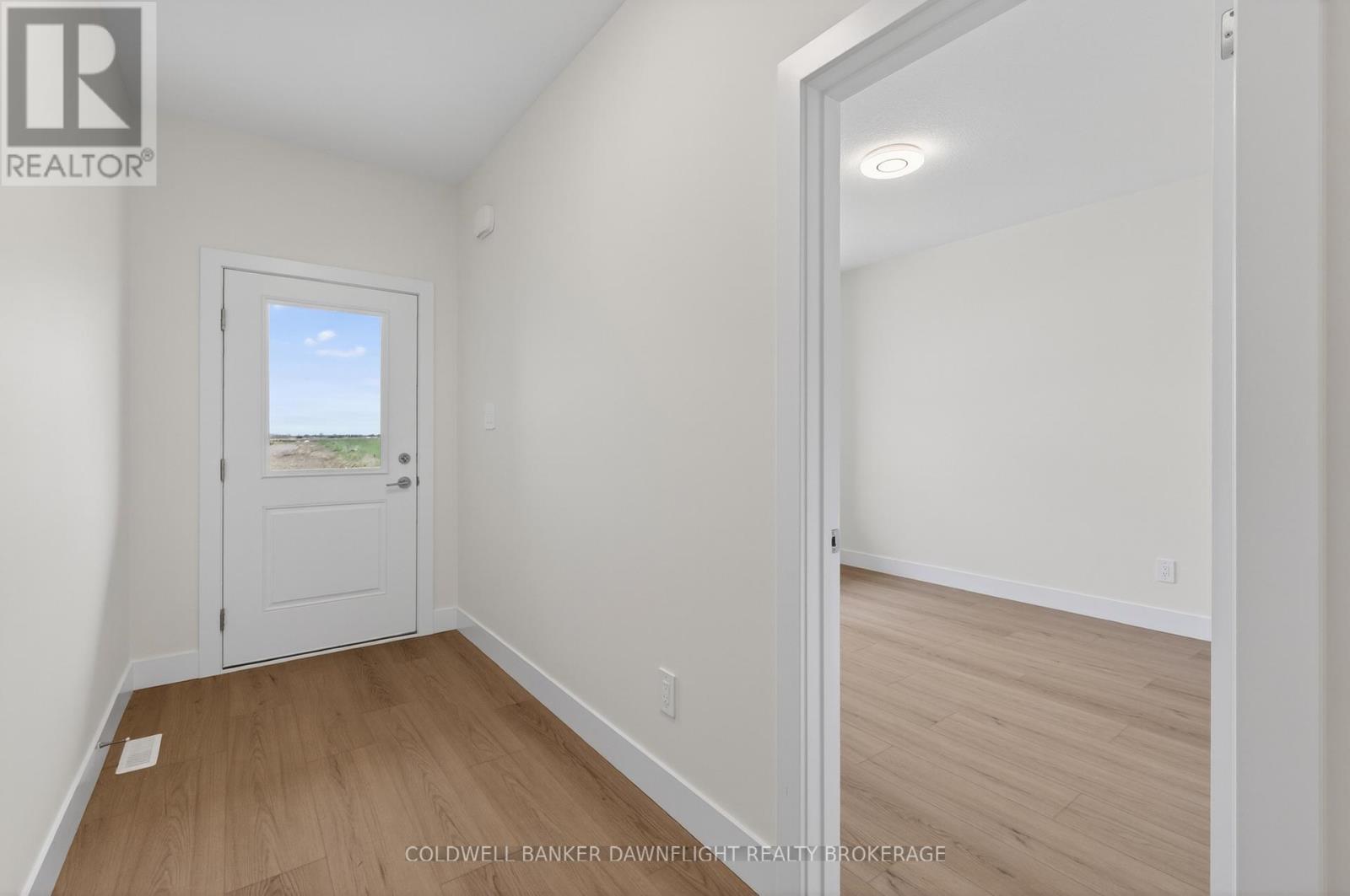 60 MOONLIGHT COURT