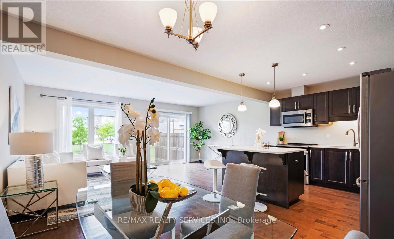 28 - 24 LAWSON STREET