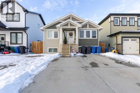 59 Kensington Road W Lethbridge AB T1J5N5