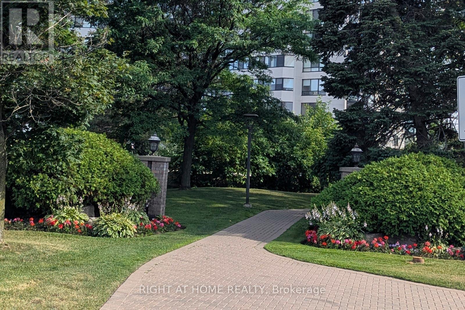 1603 - 1360 RATHBURN ROAD E