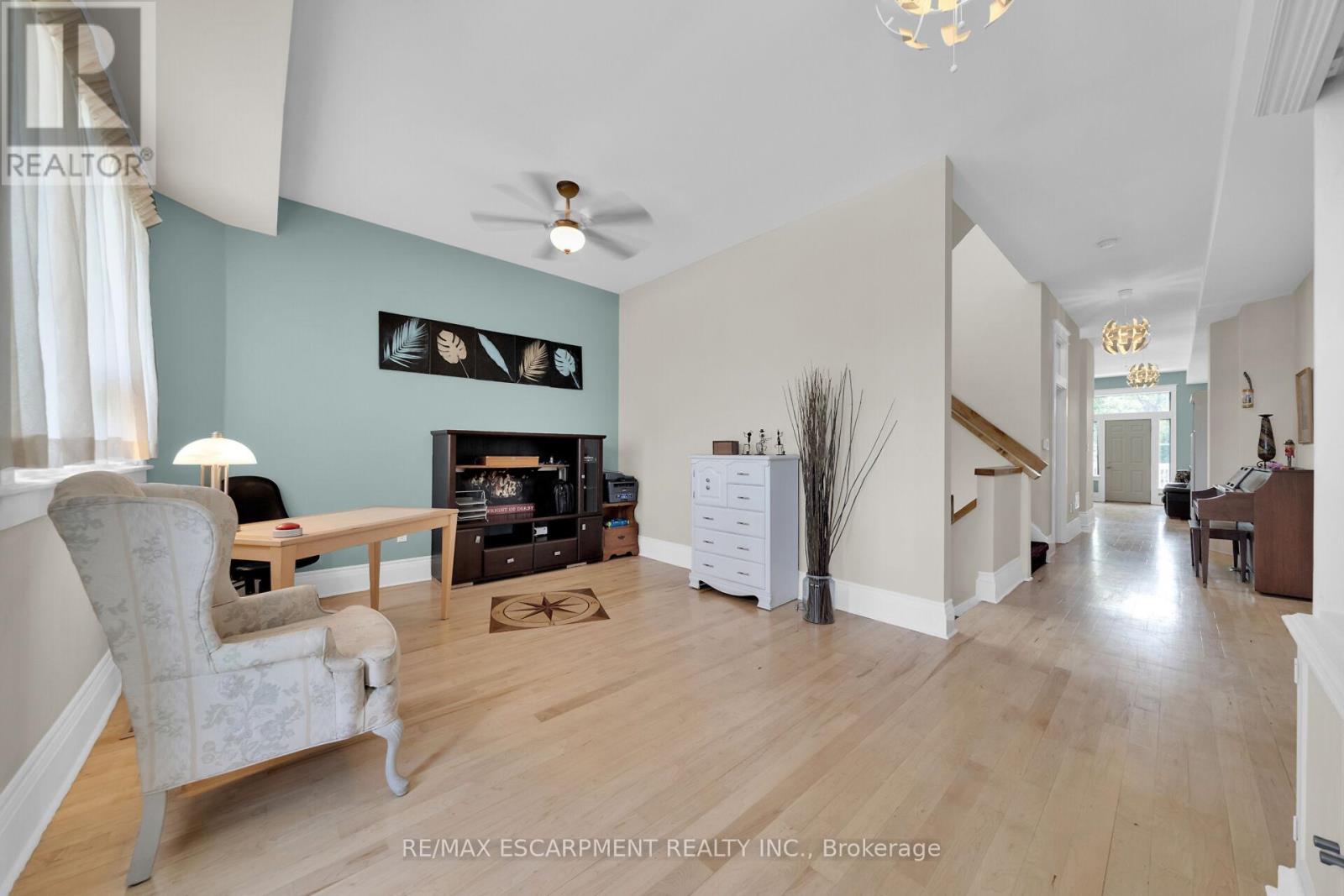 550 BEACH BOULEVARD