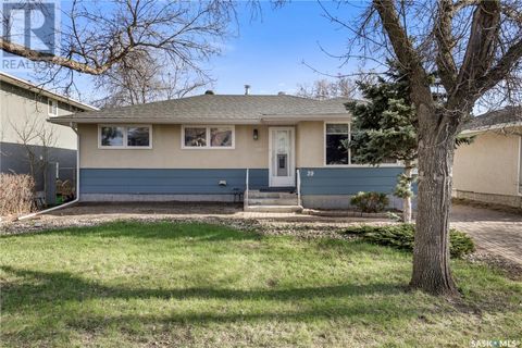 39 FUHRMANN CRESCENT Regina SK S4R5S4