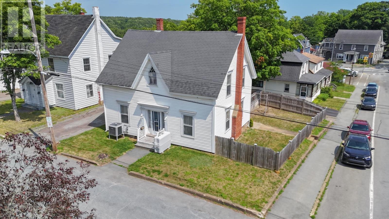 Photo 1 of 38 — 55 Phoenix Street, Bridgewater, NS B4V2H6