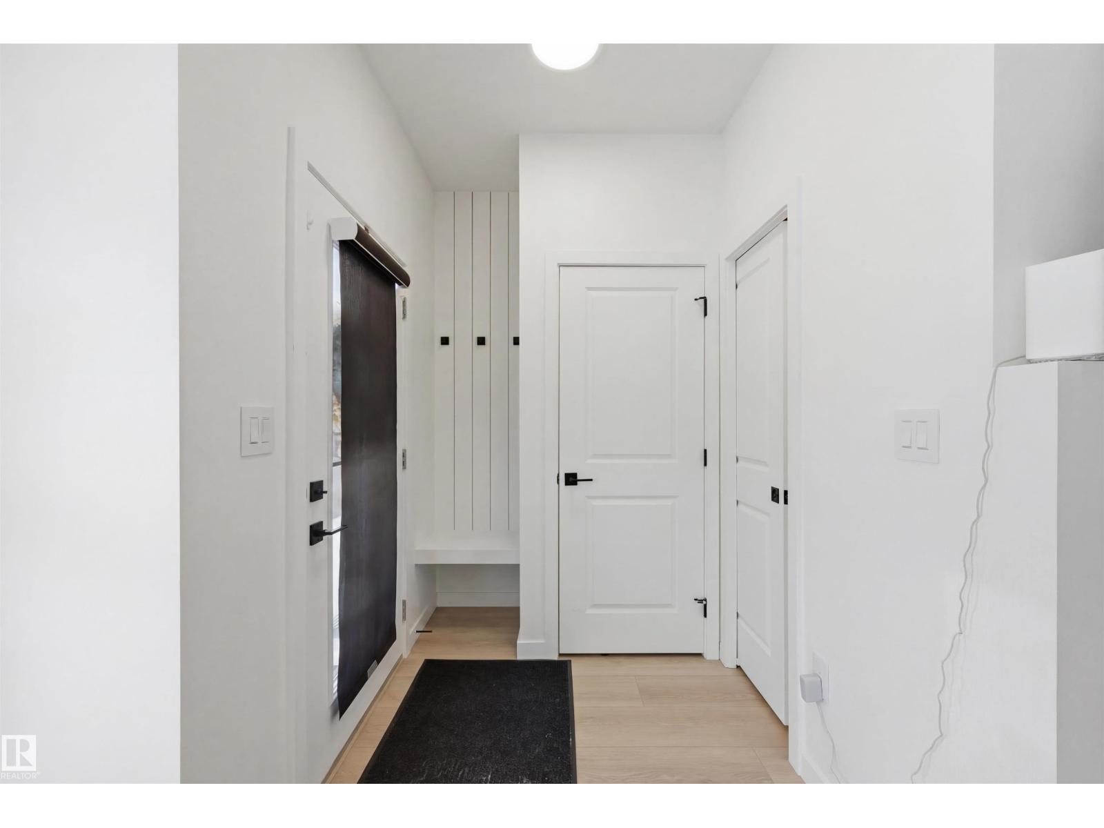 #3 12204 121 AV NW