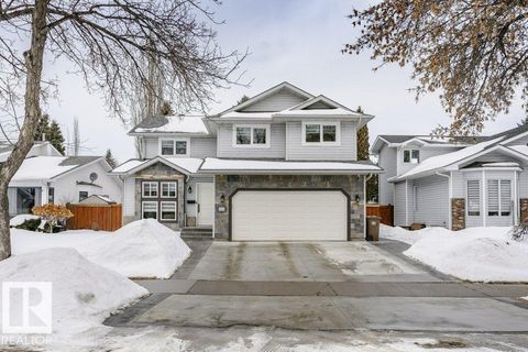 69 DEANE CR St. Albert AB T8N5A2