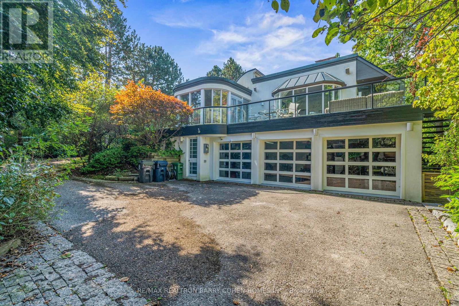 18 TIMBERGLADE COURT