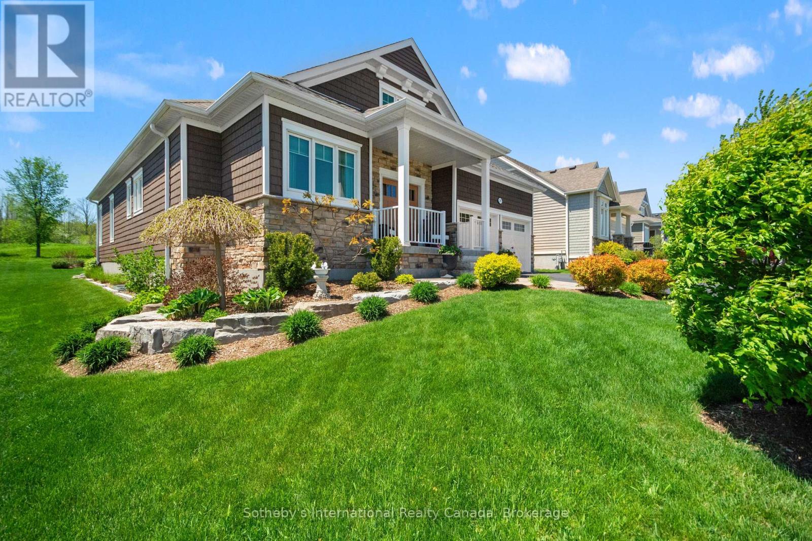 208 SNOWBERRY LANE