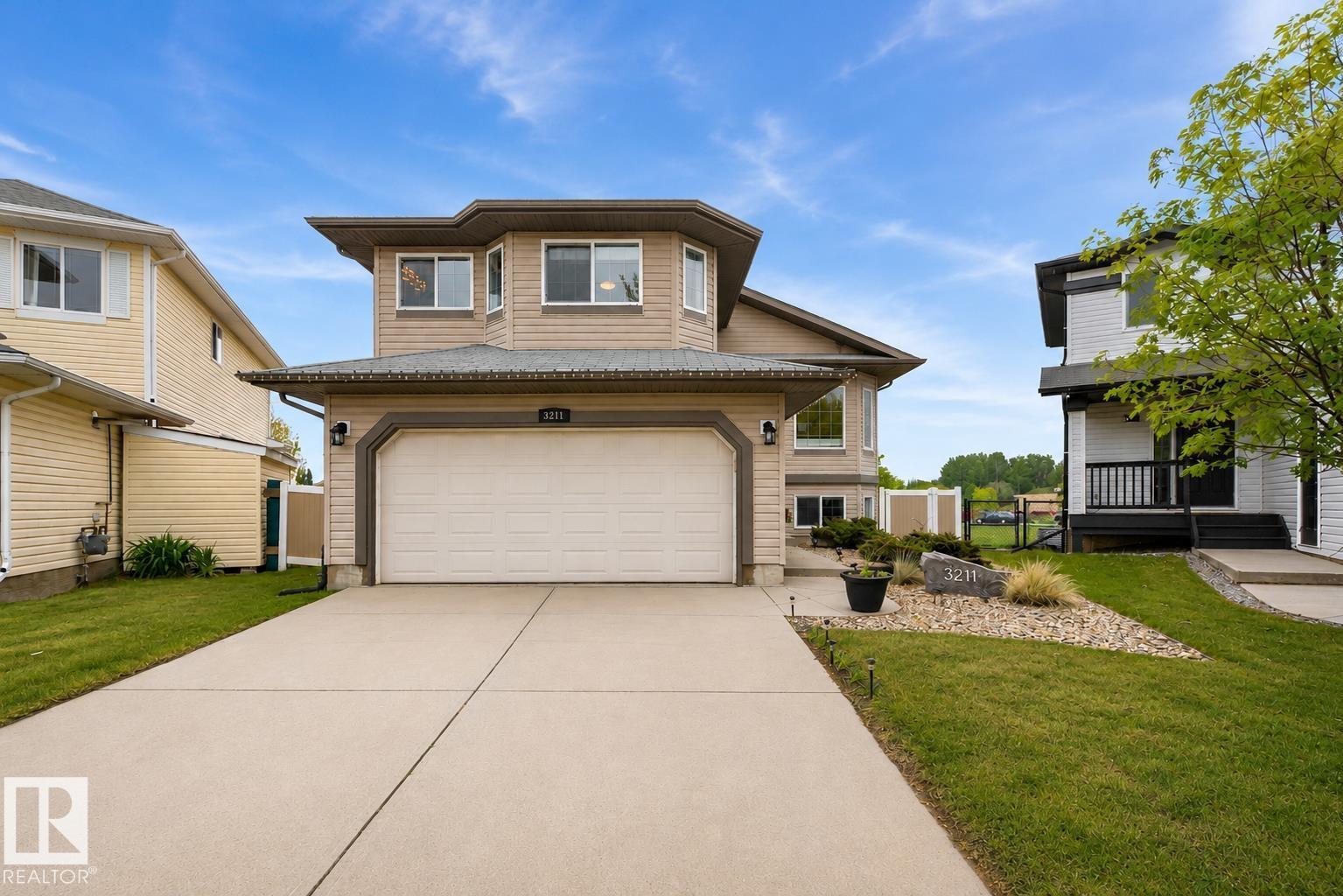 3211 47 ST