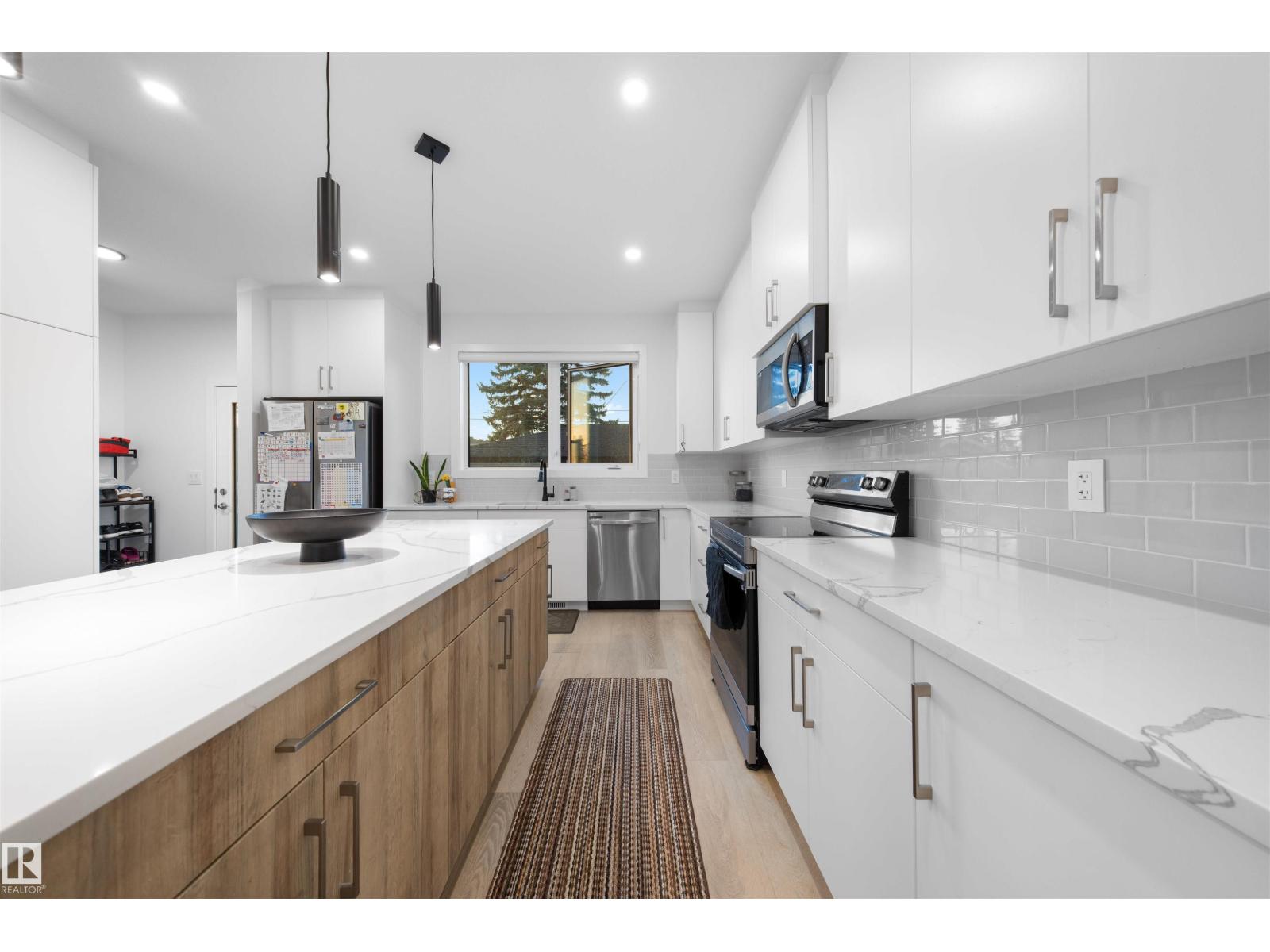 11204 & 11206 55 AV NW