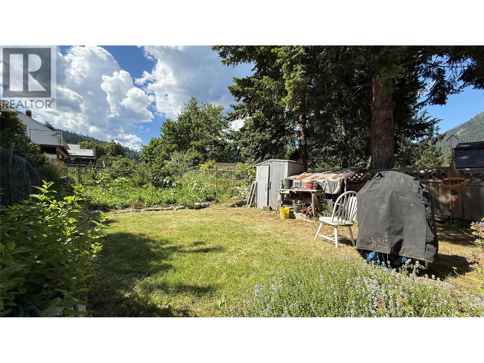 812 Kokanee Avenue