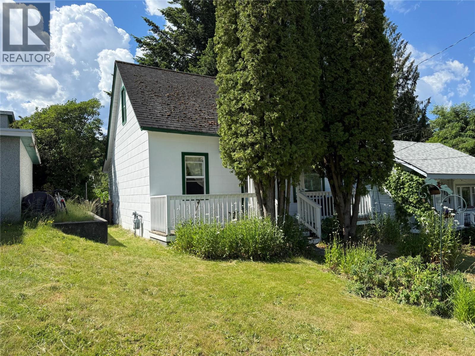 812 Kokanee Avenue