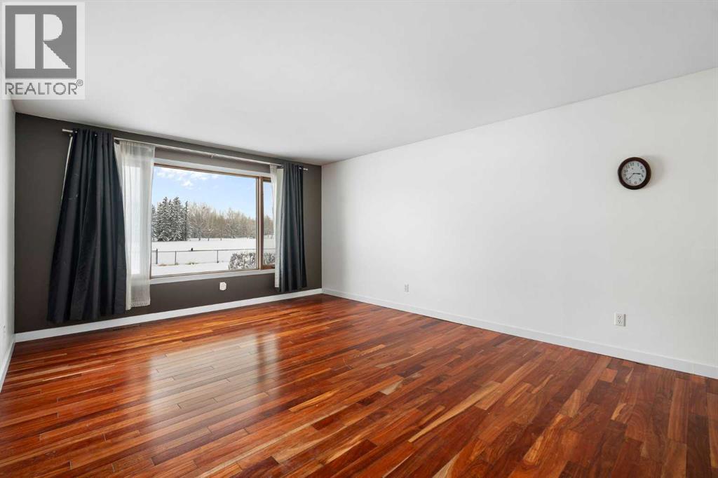 232 Silverview Way NW