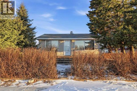 317 Centre Street Cremona AB T0M0R0