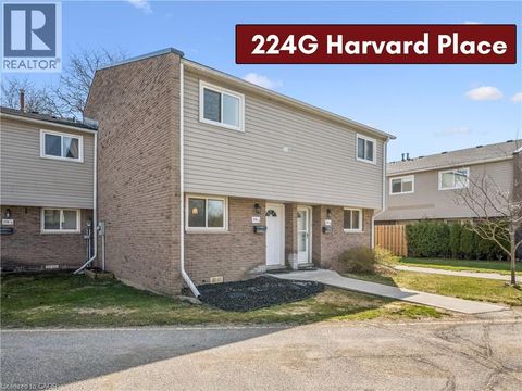224G HARVARD Place Waterloo ON N2J4G2
