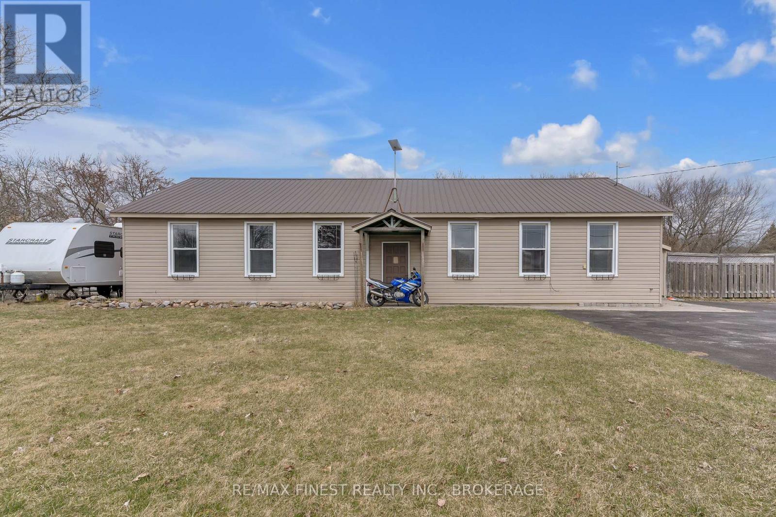 6955 COUNTY 2 ROAD