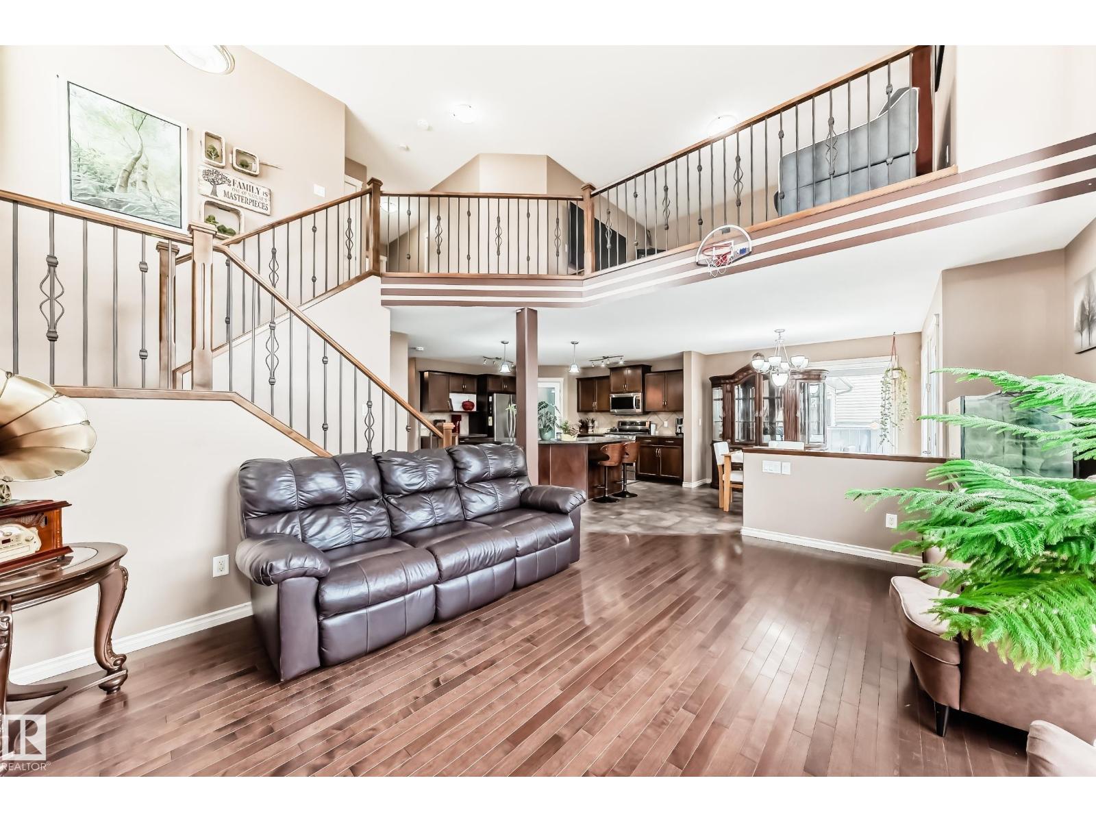749 MCALLISTER LO SW