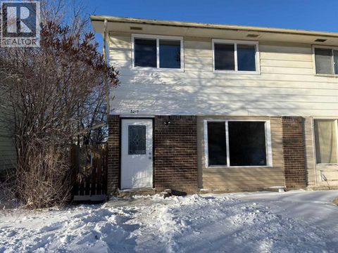 3215 Doverville Crescent SE Calgary AB T2B1V1