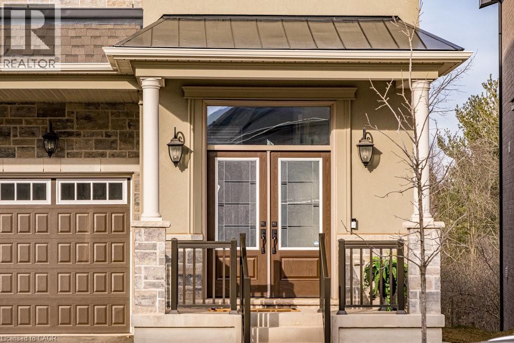 1456 FORD STRATHY Crescent