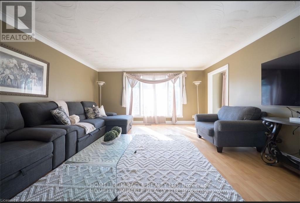 385 MOUNT PLEASANT ROAD