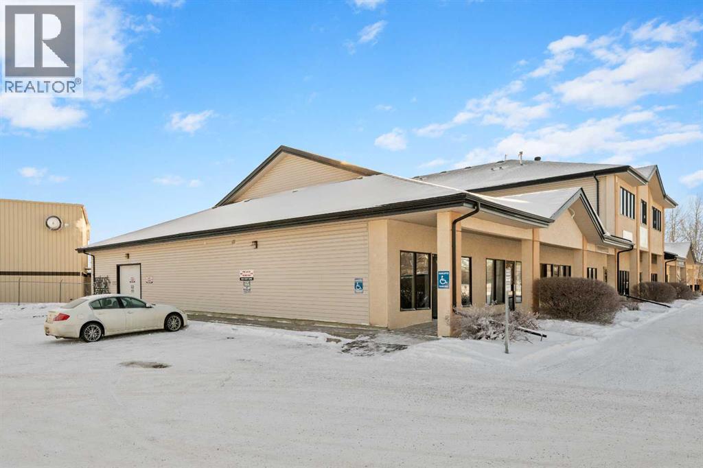 200, 14 Crystalridge Drive