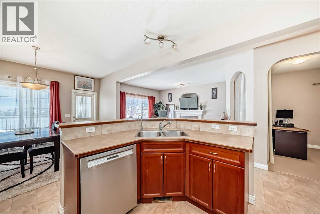 292 Taralake Terrace NE