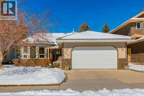 420 Hawkview Manor Circle NW Calgary AB T3G2P2