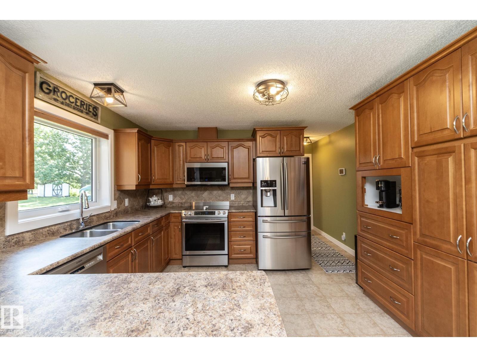 #40 2022 Parkland DR