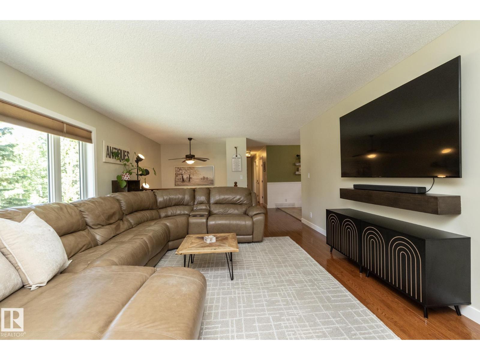 #40 2022 Parkland DR