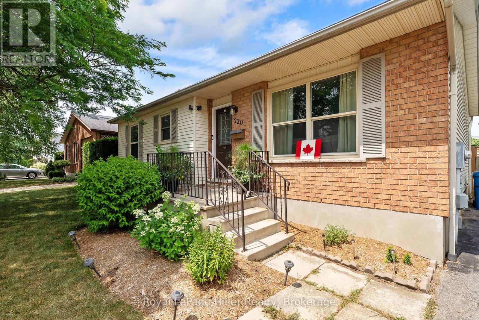 220 GREENWOOD DRIVE