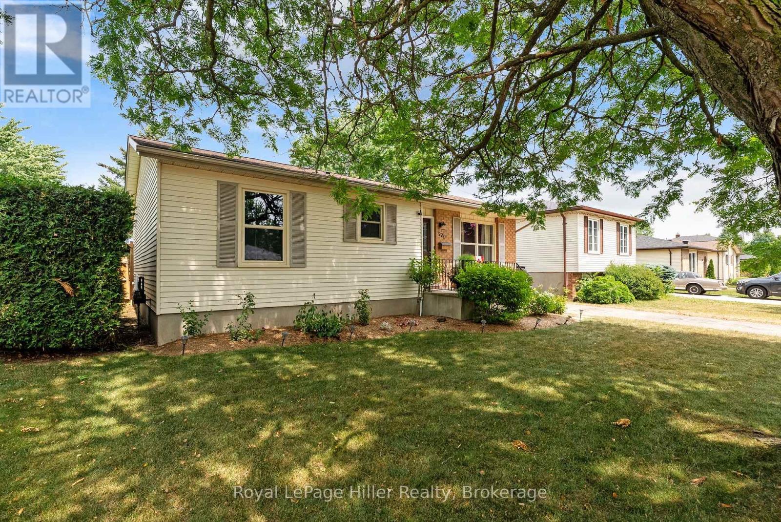220 GREENWOOD DRIVE