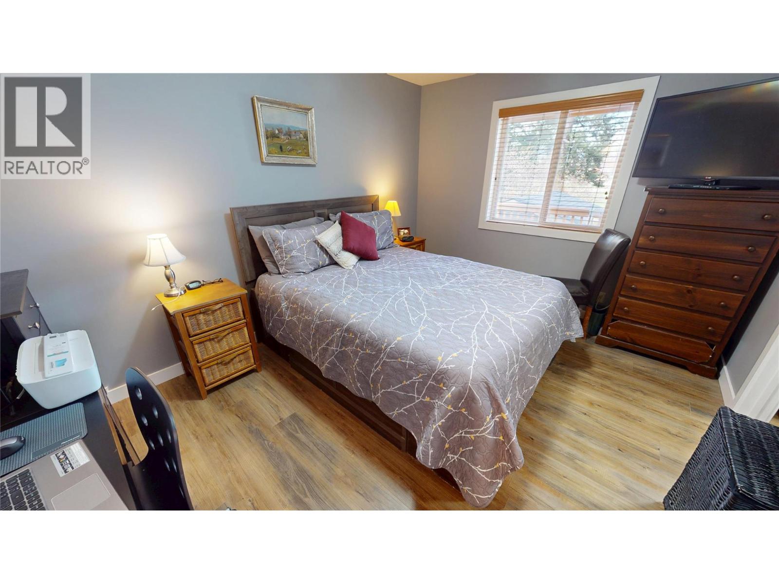 4868 RIVERVIEW Drive Unit# 8