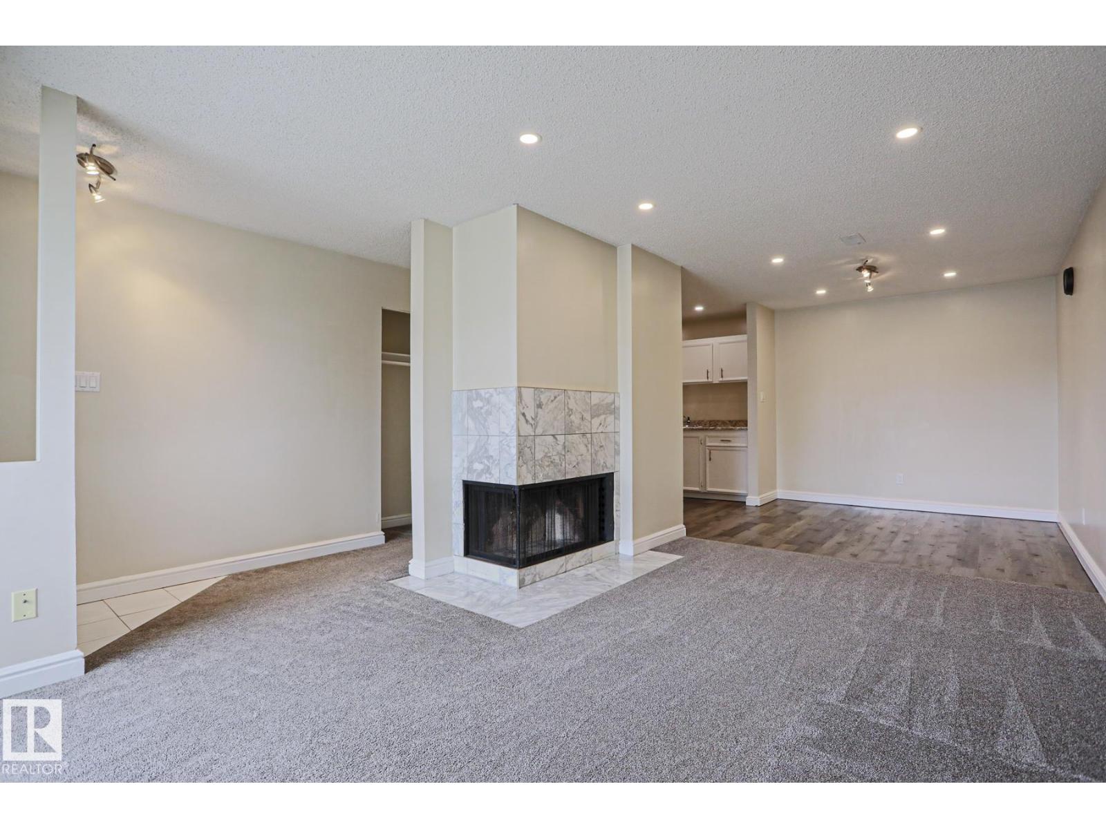 #86 2703 79 ST NW